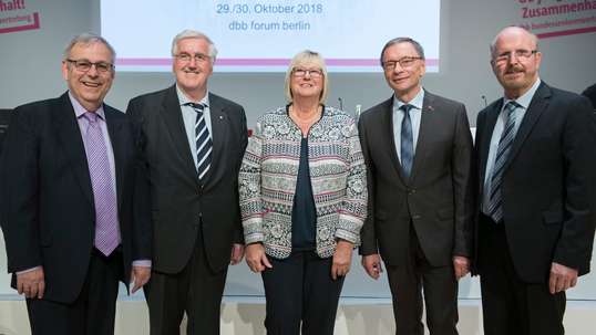 Der neue Vorstand der dbb bundesseniorenvertretung: Klaus-Dieter Schulze, Siegfried Damm, Anke Schwitzer, Dr. Horst Günther Klitzing und Max Schindlb